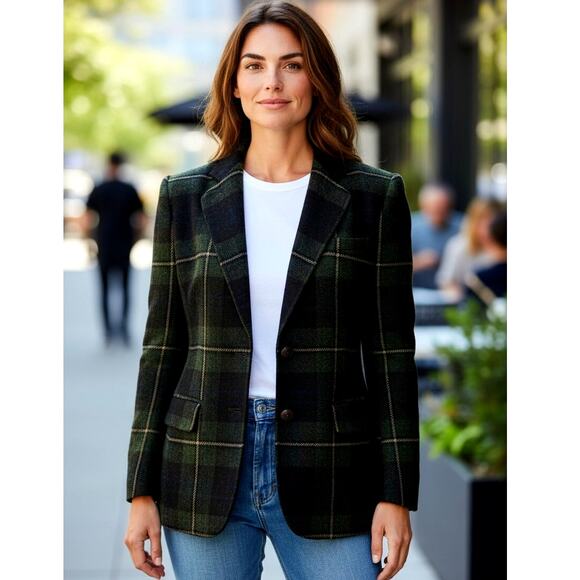 Lauren Ralph Lauren Jackets & Blazers - LAUREN RALPH LAUREN Vintage 100% Wool Plaid Blazer Size 6P Fully Lined